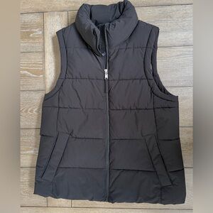 Tommy Hilfiger Women's Black Puffer Vest Size Medium